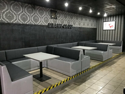 Barové boxy Dublin